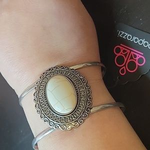 Paparazzi Cuff Bracelet